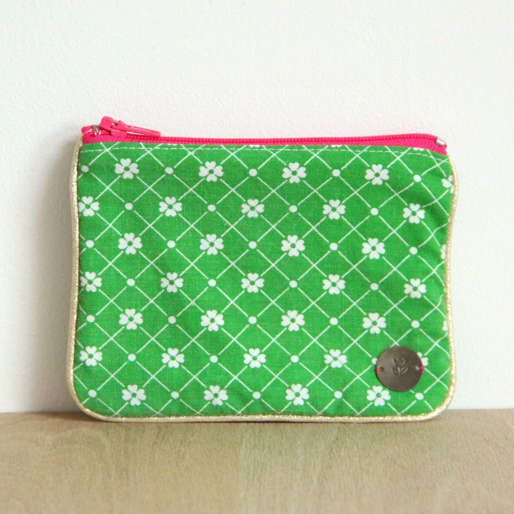 Porte-monnaie Pucca rose vert tissu à fermoir métal 12 x 10 cm Porte-monnaie Pucca rose vert tissu à fermoir métal 12 x 10 cm